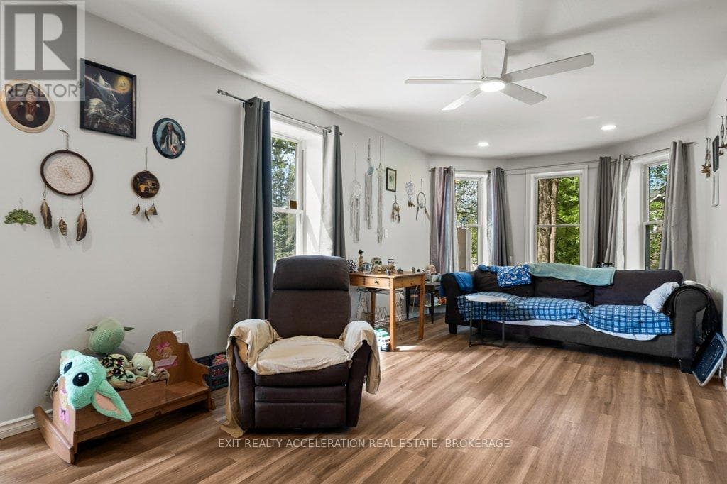 349 STANLEY AVENUE, Kingston — photo 4