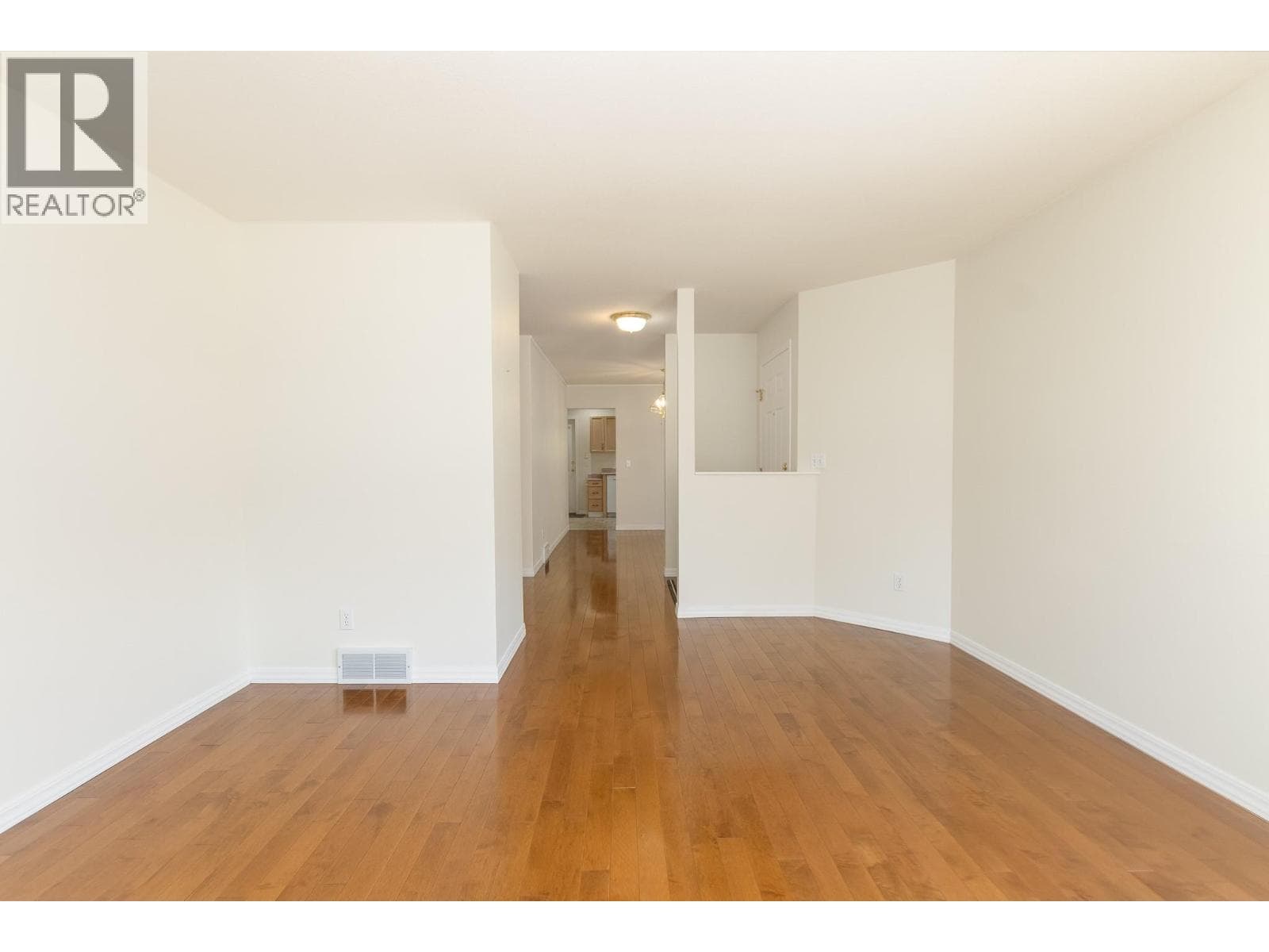 870 10 Street SW Unit# 112, Interior REALTORS® — photo 5