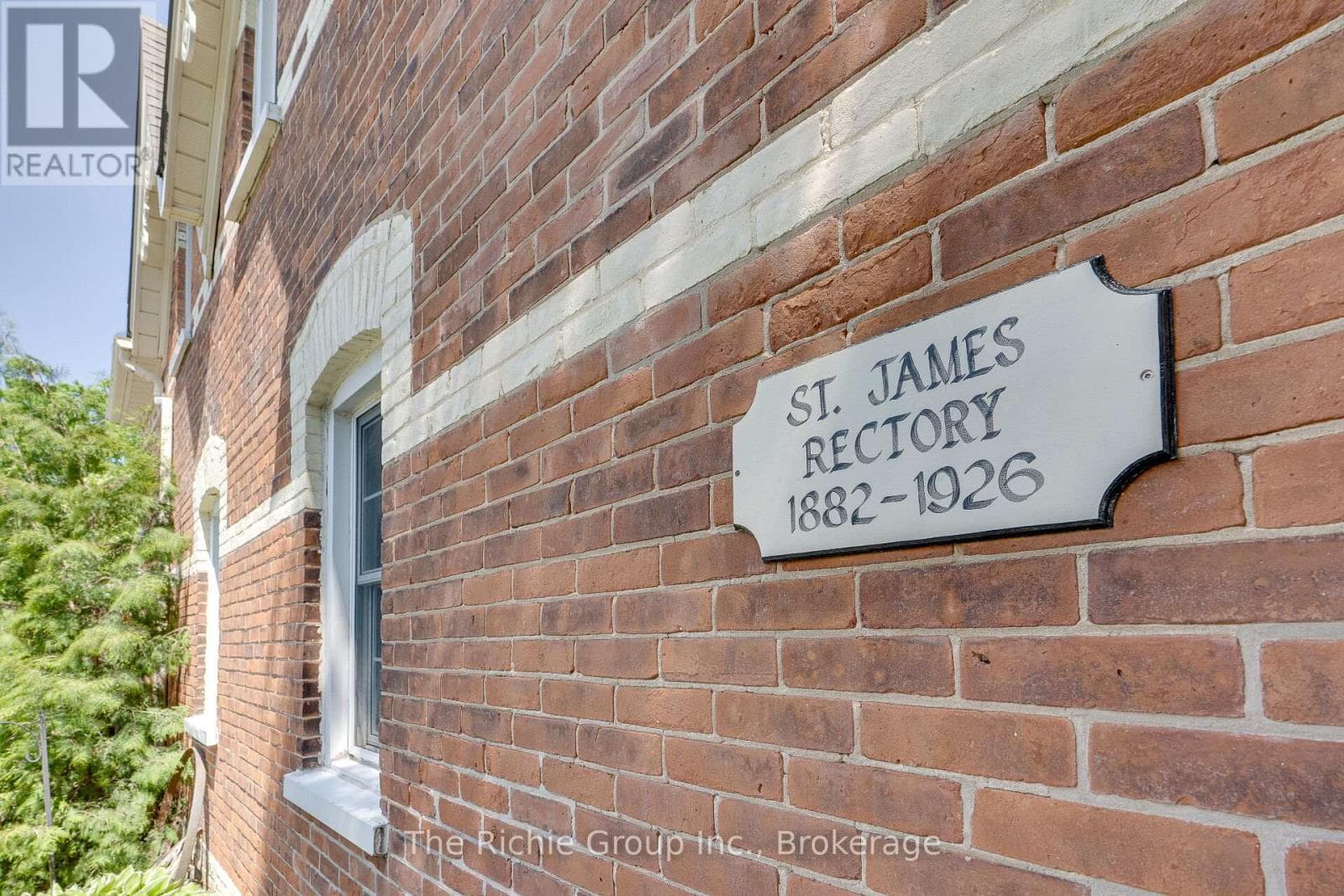 15 EMMA STREET, Toronto — photo 4