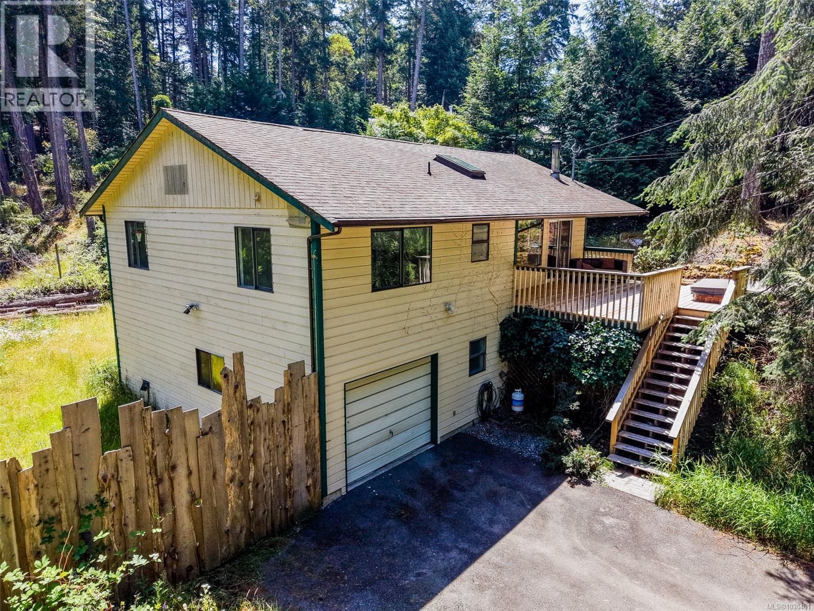 37150 SCHOONER WAY in 