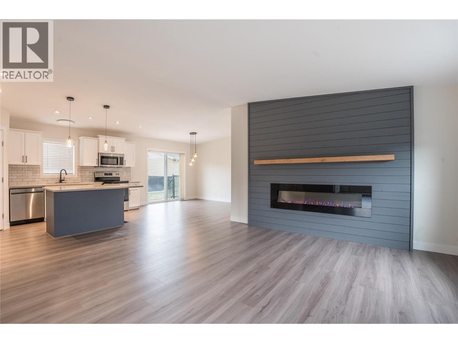 8300 Gallagher Lake Frontage Road Unit# 70, Interior REALTORS® — photo 5