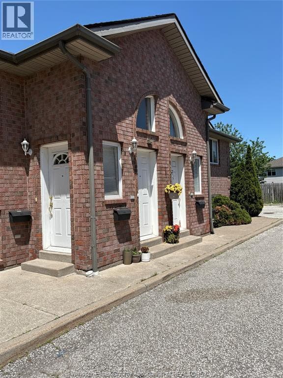 2290 DAYTONA AVENUE in South Cameron