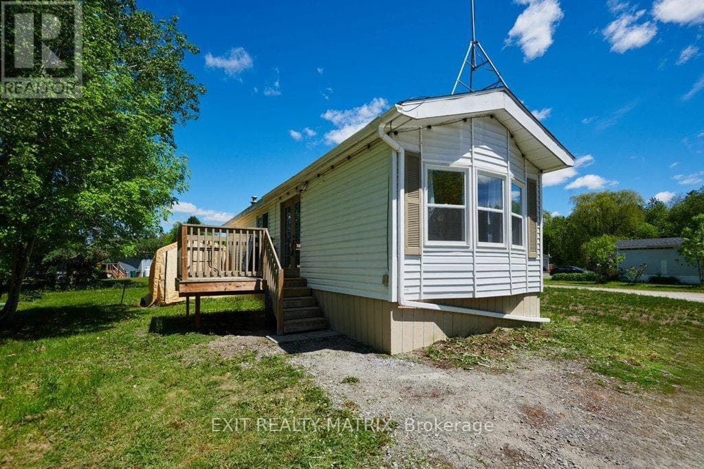 1376 TIGERLILY PRIVATE, Ottawa — photo 2