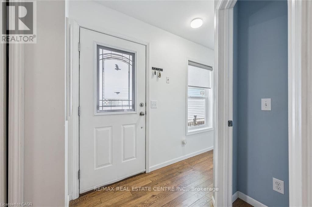 56 ASH AVE Avenue, Toronto — photo 4