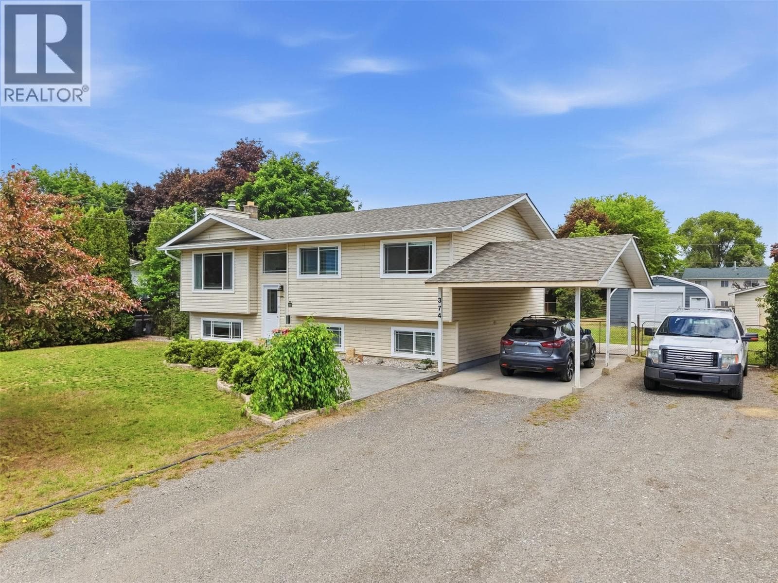 374 CHILCO AVENUE, Interior REALTORS® — photo 4