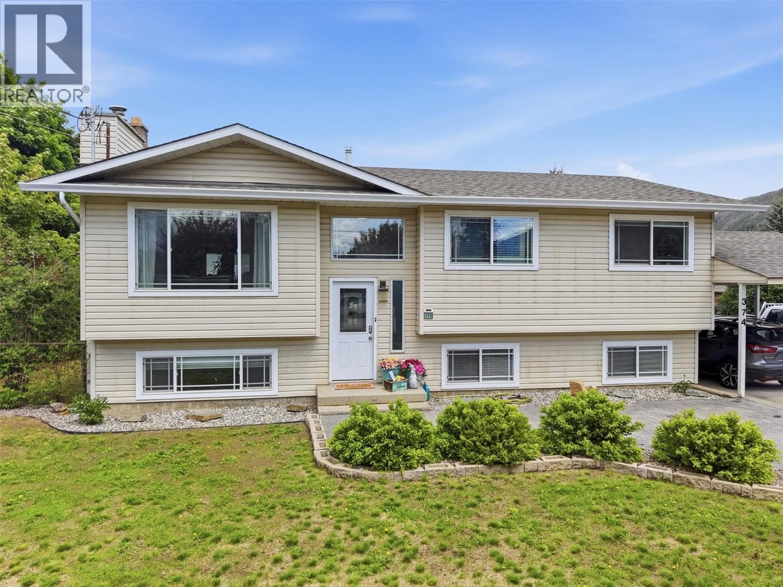 374 CHILCO AVENUE, Interior REALTORS® — photo 5