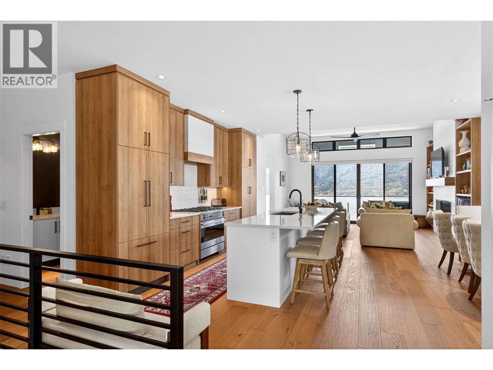 9201 Okanagan Centre Road W Unit# 12, Interior REALTORS® — photo 5
