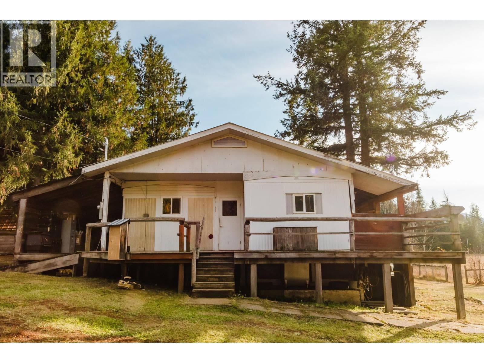 3974 MALAKWA STATION ROAD, Interior REALTORS® — photo 5