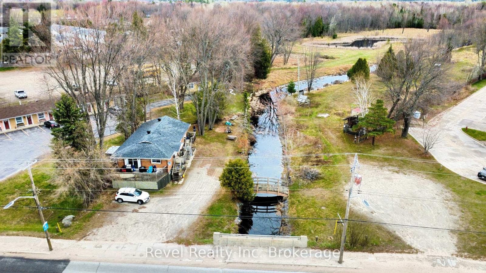 668 LAKESHORE DRIVE, North Bay — photo 3