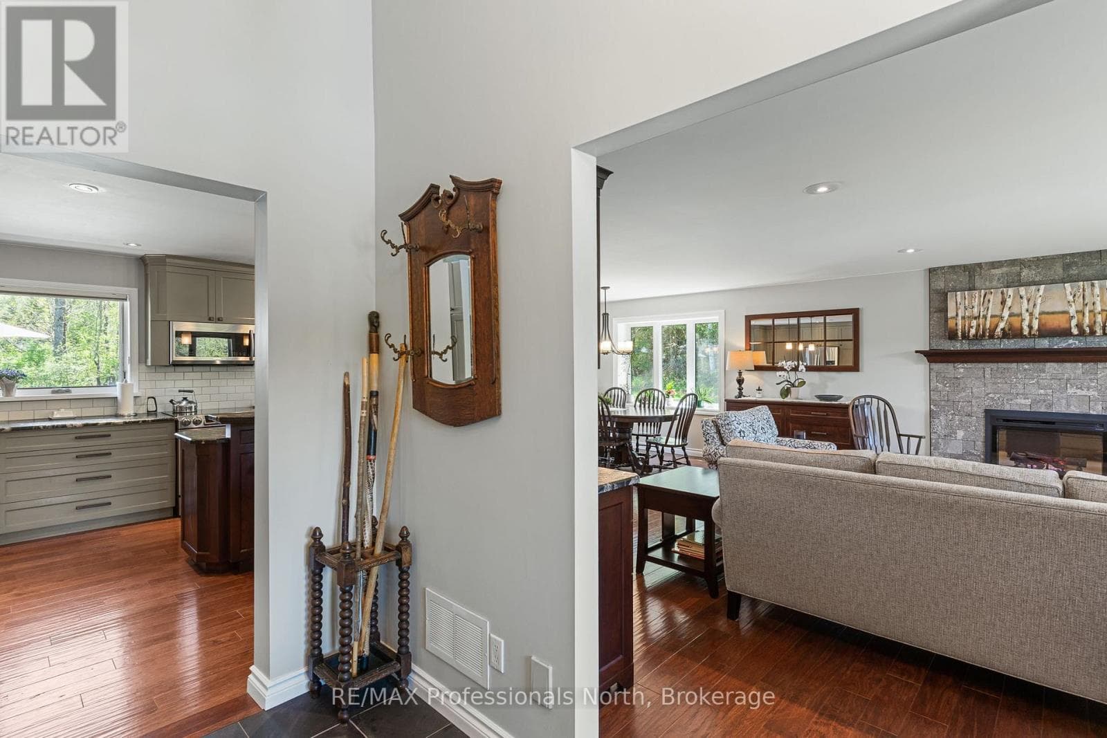 68 HALBIEM CRESCENT, OnePoint — photo 5