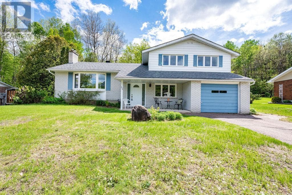250 THOMAS STREET, Renfrew County