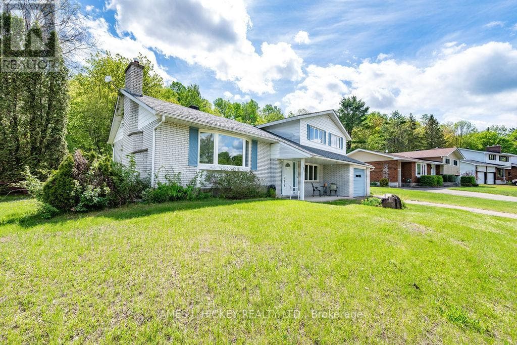 250 THOMAS STREET, Renfrew County — photo 3