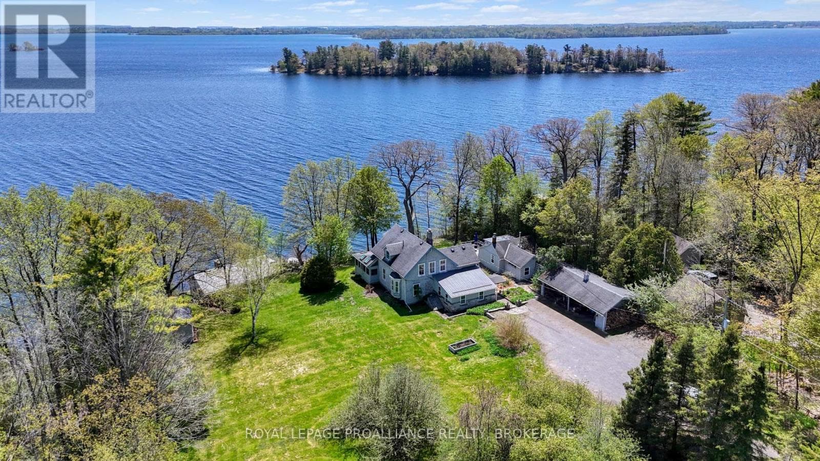 1295 HIGHWAY 2 in Ravensview