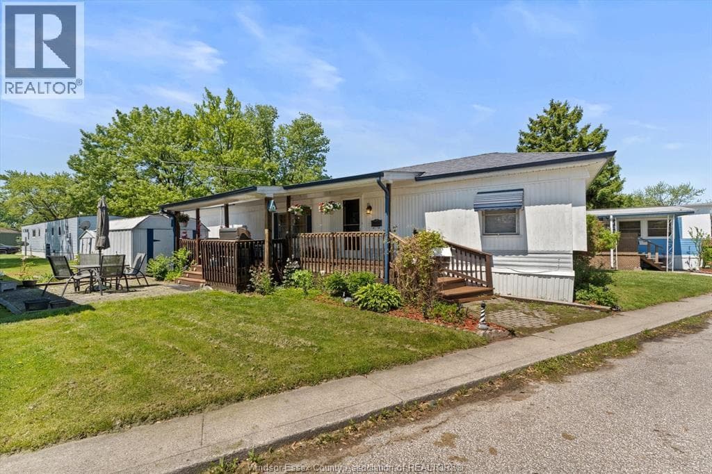 43 Holly STREET in 