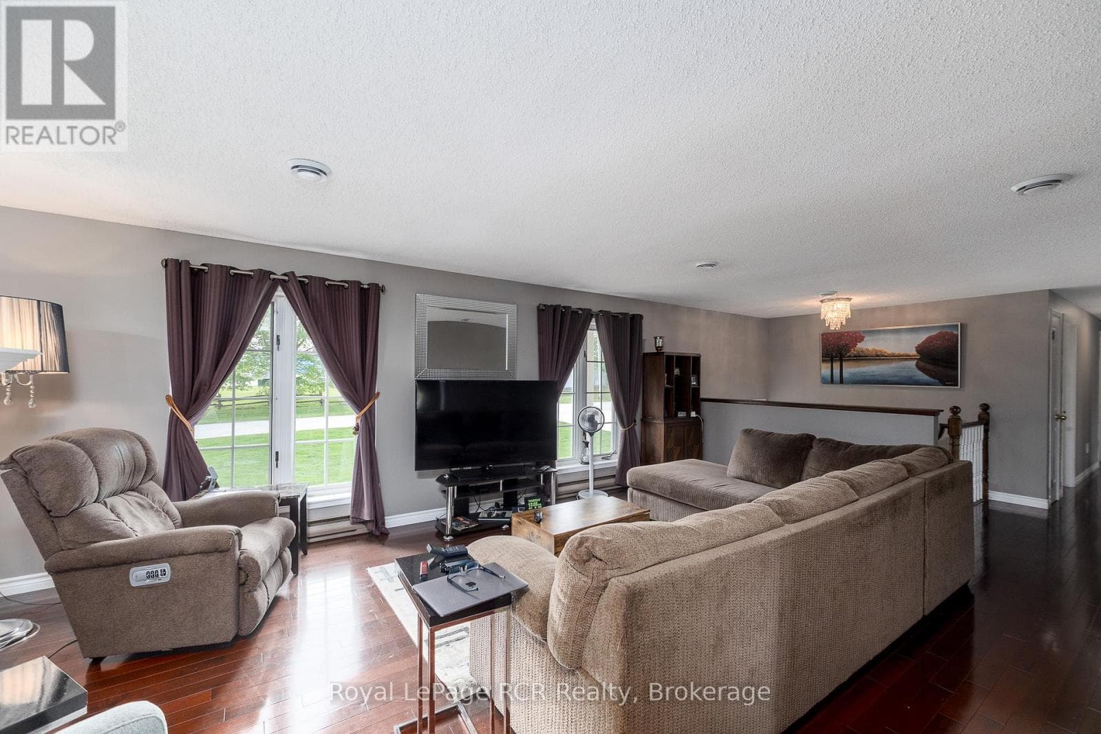 2 HIGHLAND DRIVE, OnePoint — photo 3