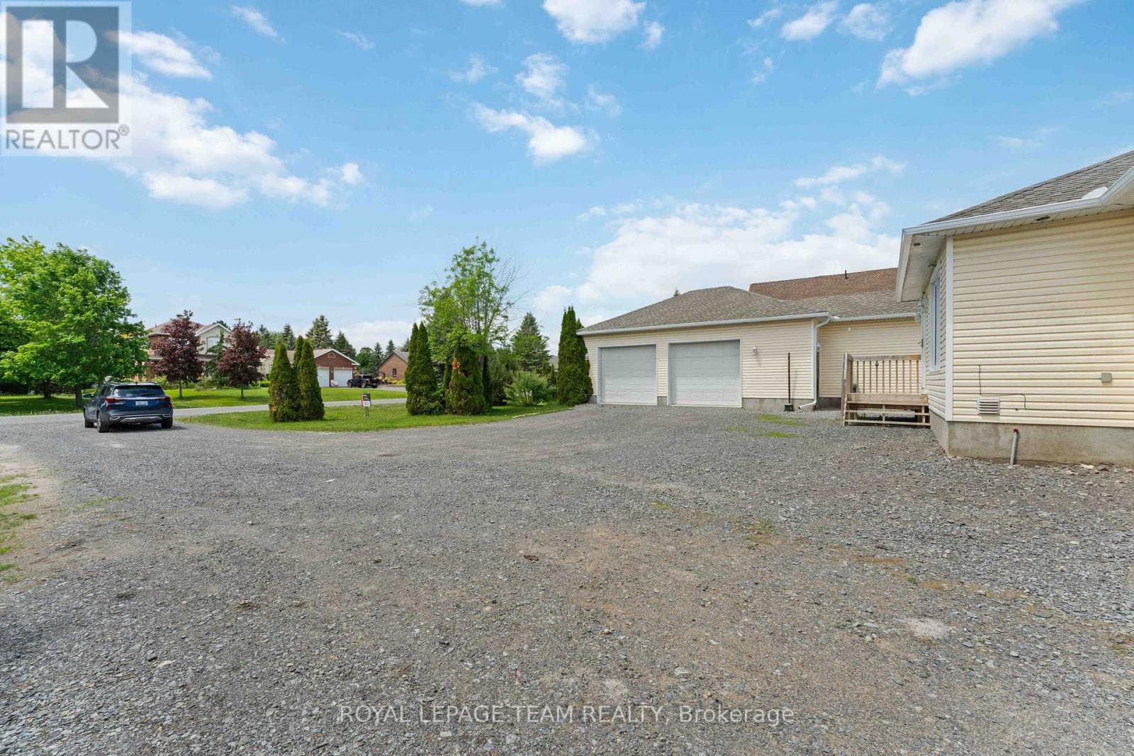 1628 STANLEYFIELD CRESCENT, Ottawa — photo 3