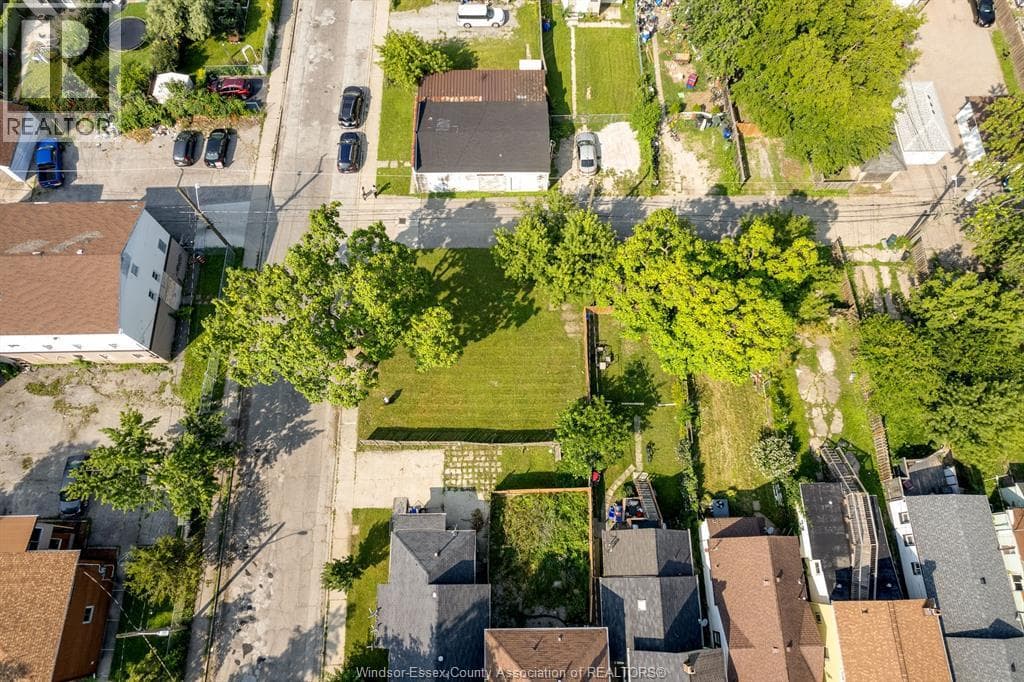 V/L BRANT STREET, Windsor — photo 5