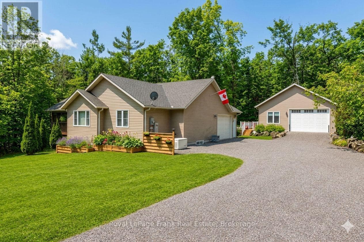 25 LAKELAND AVENUE in 