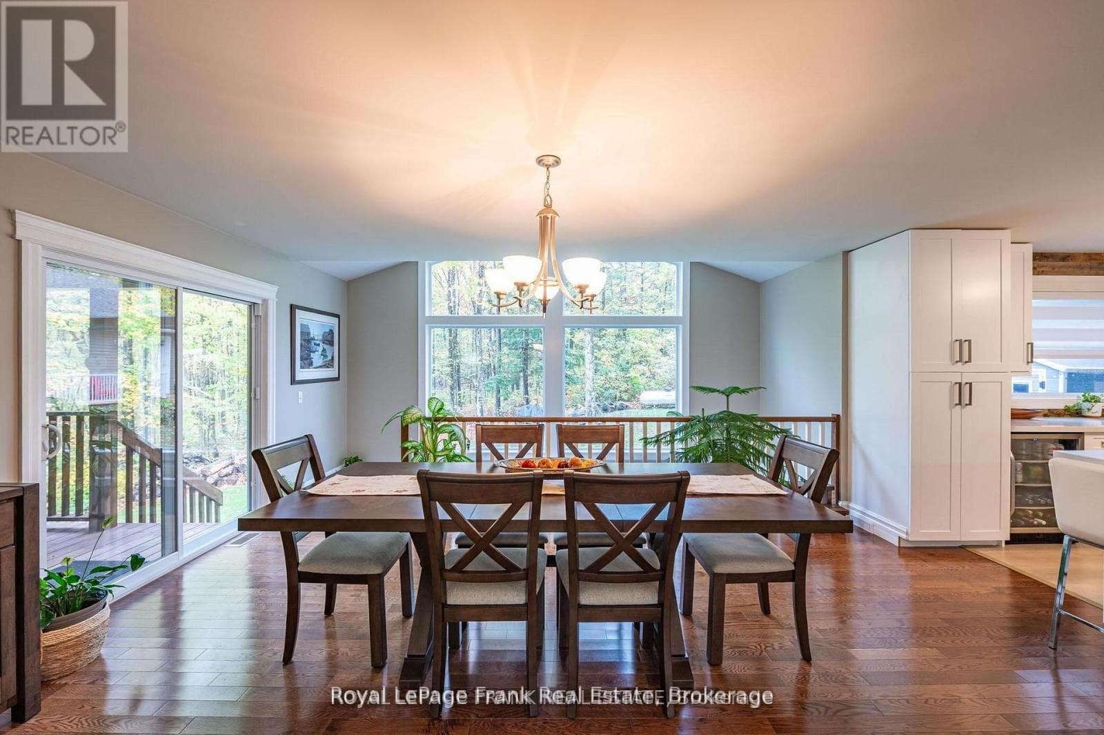 25 LAKELAND AVENUE, Central Lakes — photo 5