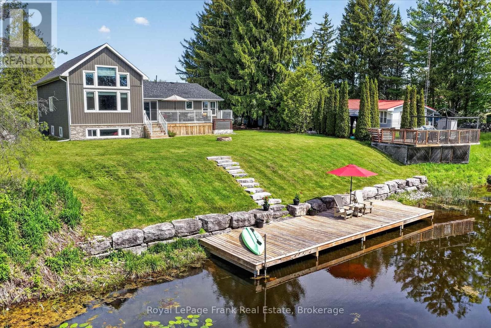 34 RIDEAU DRIVE in Verulam