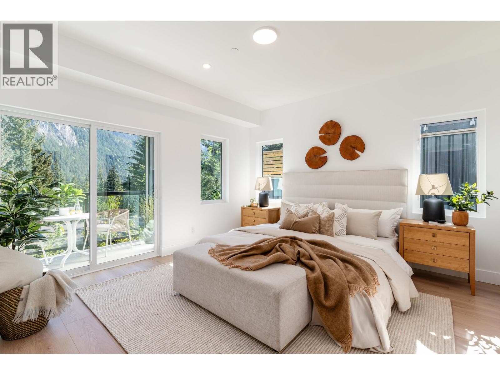 2 2098 CRUMPIT WOODS DRIVE, Greater Vancouver — photo 4