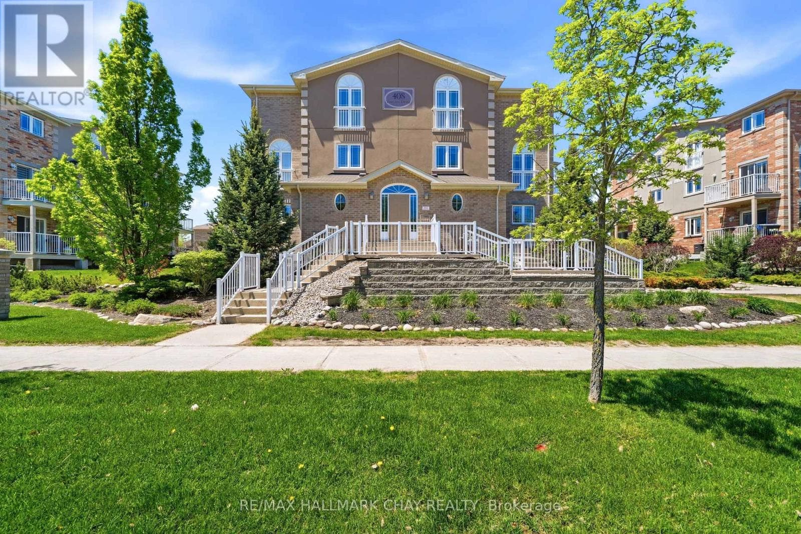 1 - 408 VETERANS DRIVE, Toronto