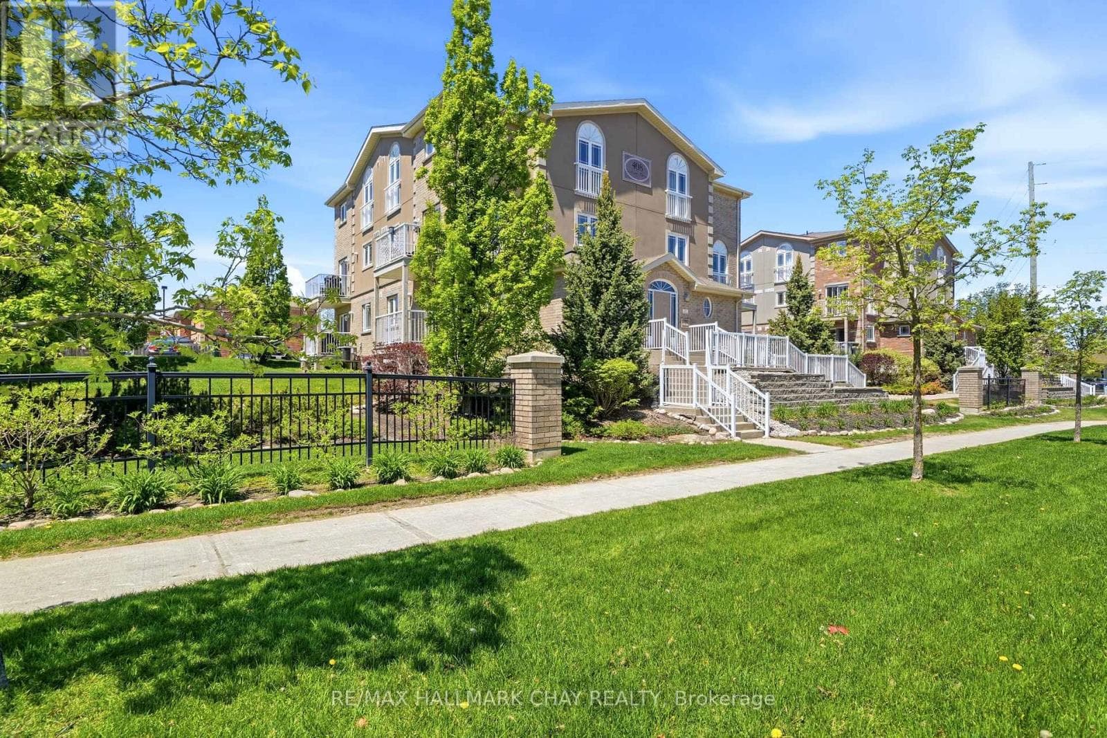 1 - 408 VETERANS DRIVE, Toronto — photo 2
