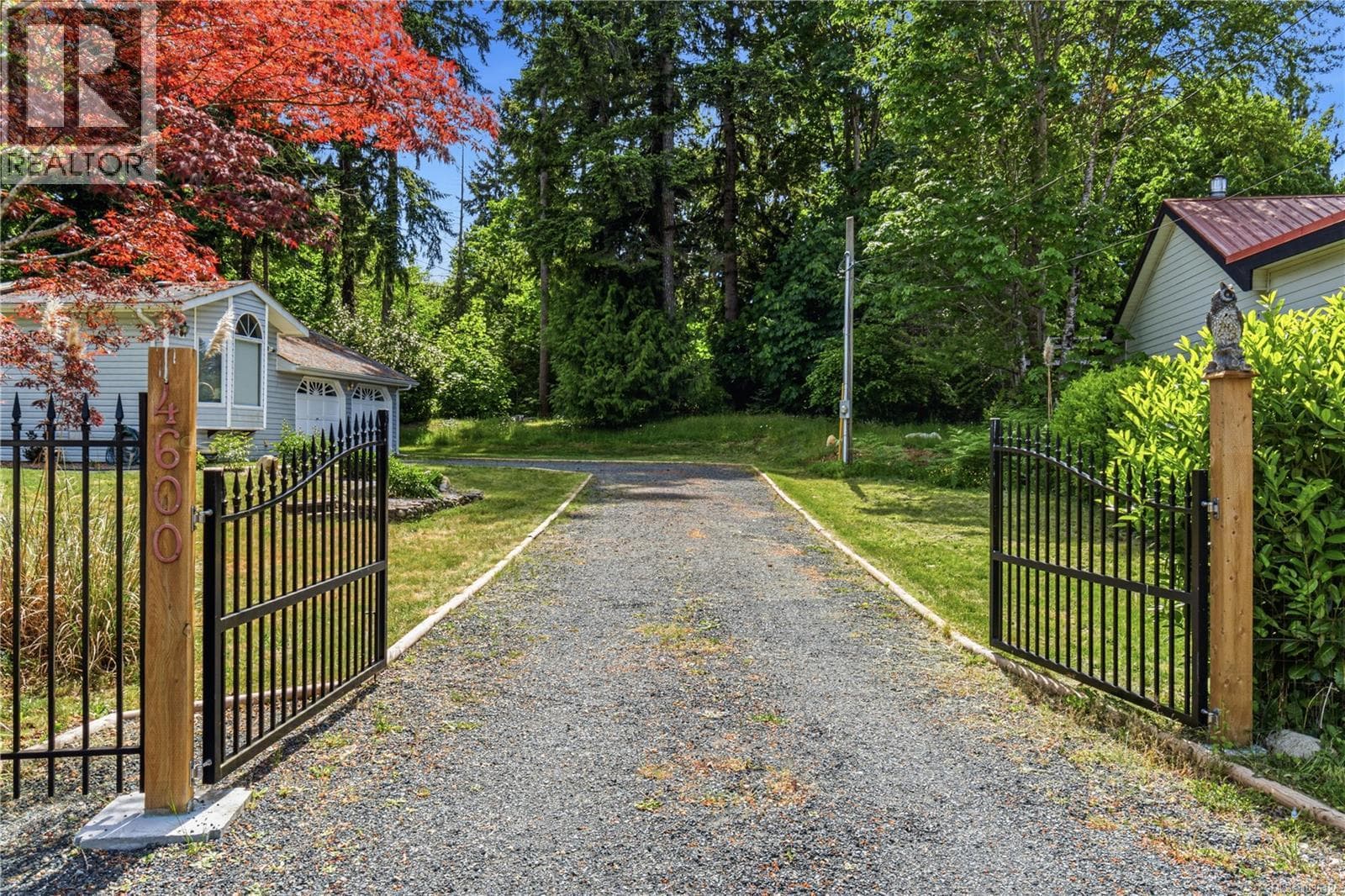 4600 Thompson Clarke Dr E, Vancouver Island — photo 2