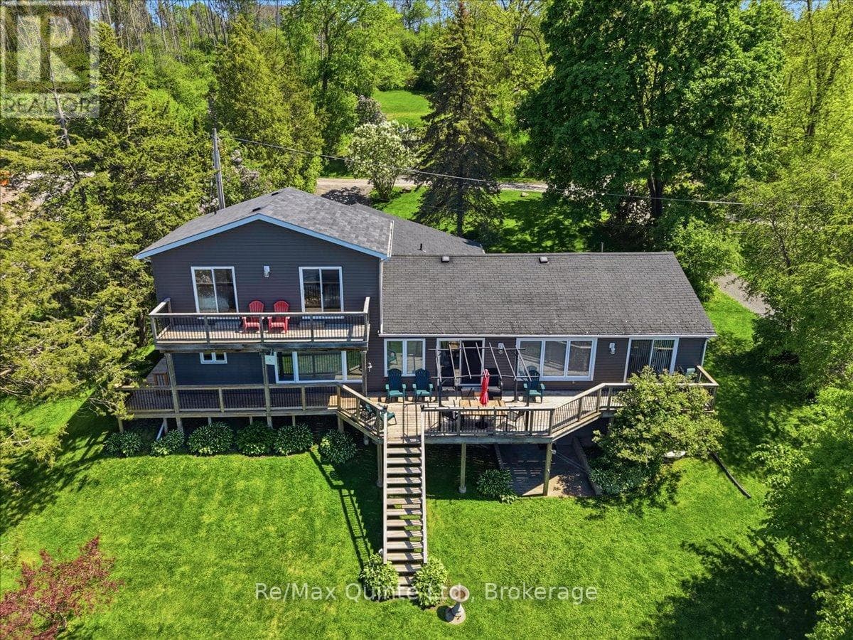 92 BISHOP LANE, Central Lakes — photo 2