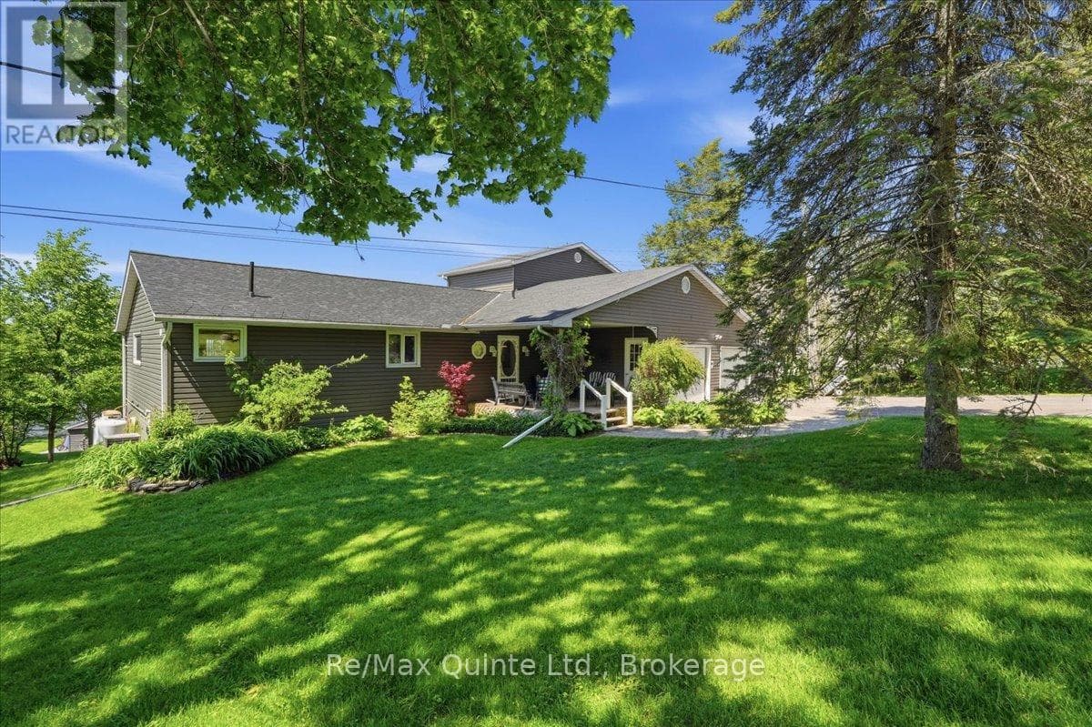 92 BISHOP LANE, Central Lakes — photo 3