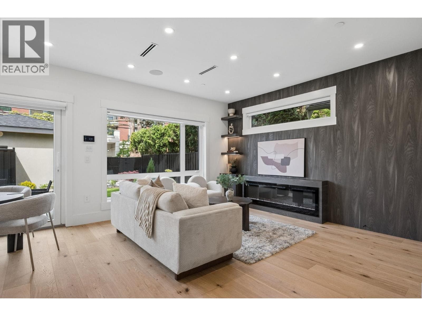 2 4549 W 11TH AVENUE, Greater Vancouver — photo 4