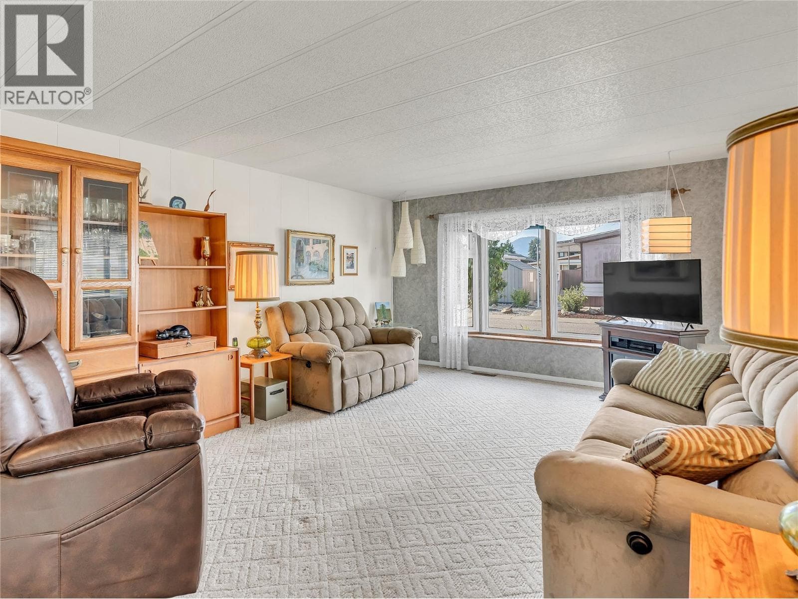 511 3105 SOUTH MAIN STREET, Interior REALTORS® — photo 3