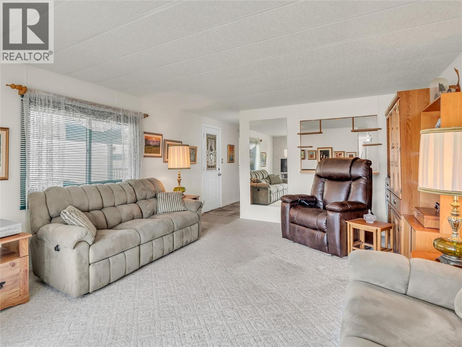 511 3105 SOUTH MAIN STREET, Interior REALTORS® — photo 4