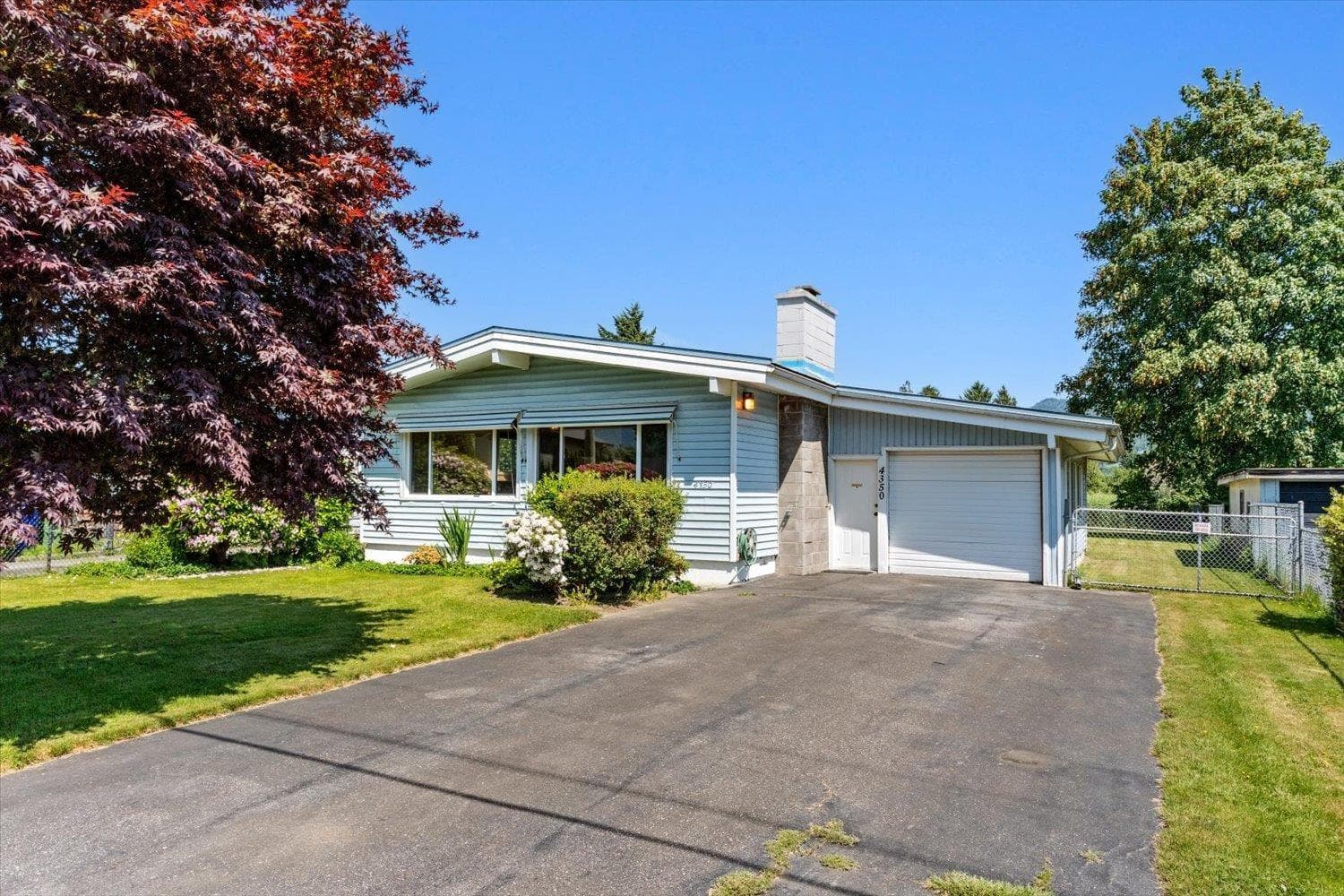 4350 CYPRESS STREET, Yarrow, Chilliwack — photo 2