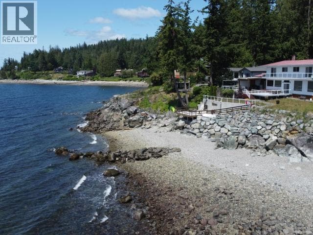 7397 STURT ROAD, Powell River — photo 3