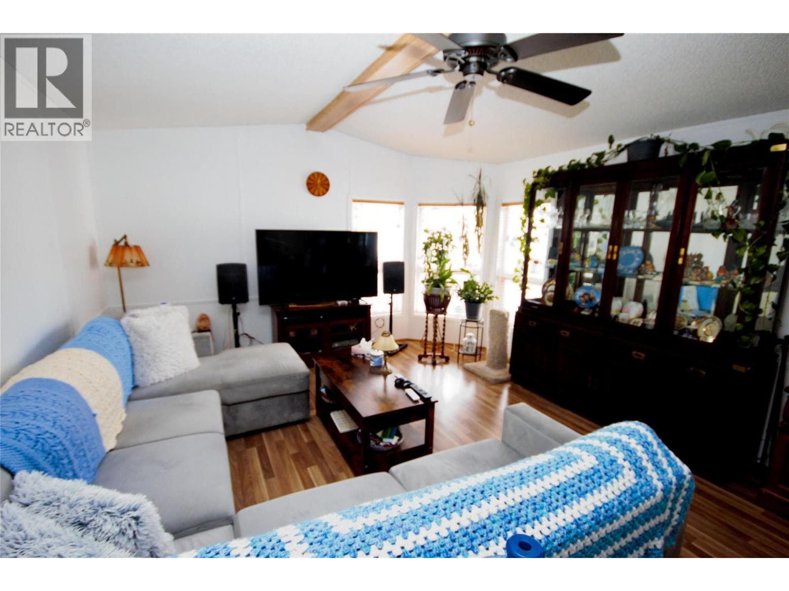 4505 Mclean Creek Road Unit# D9, Interior REALTORS® — photo 5