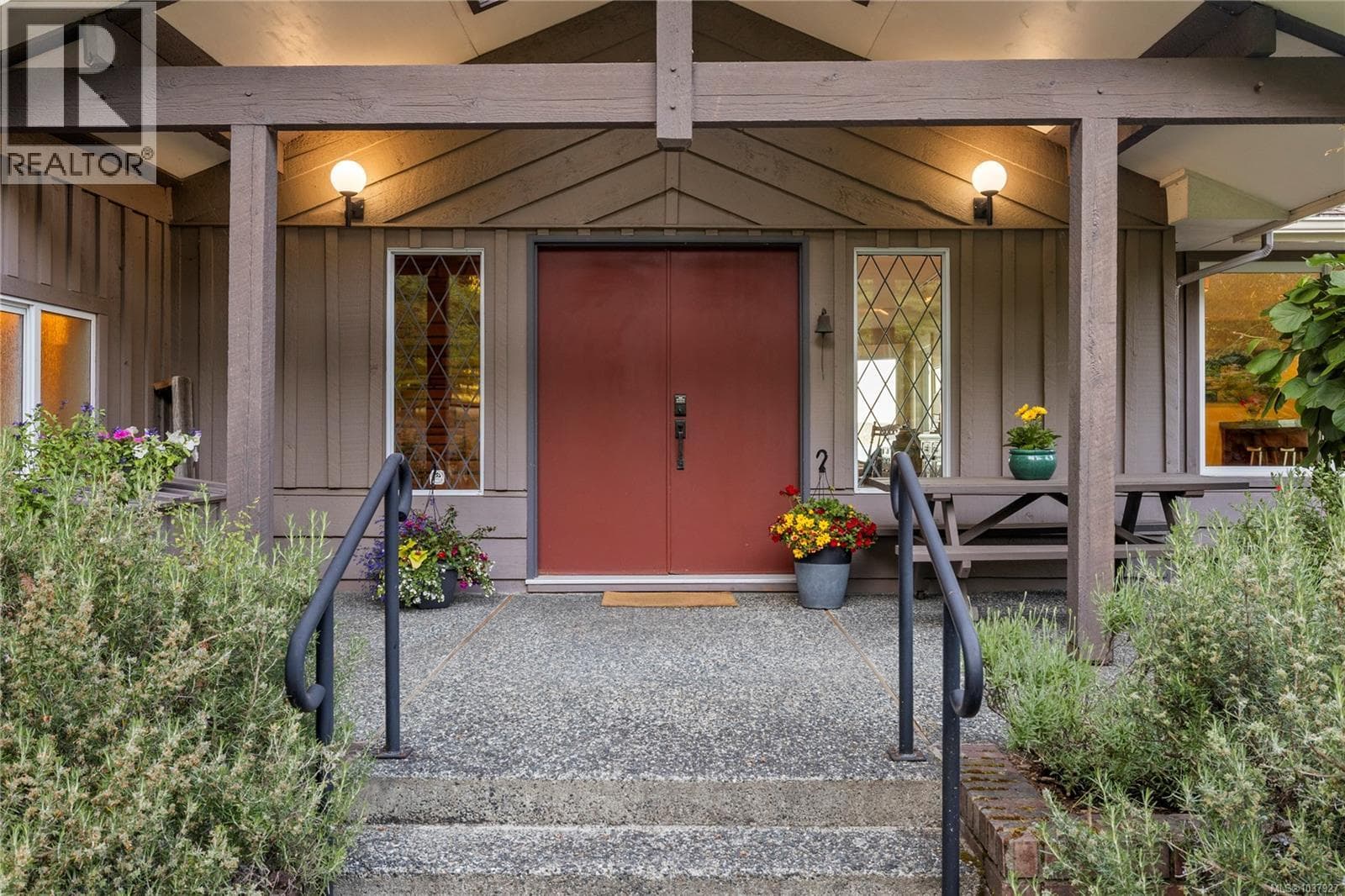 2858 Twin Oaks Dr, Vancouver Island — photo 4