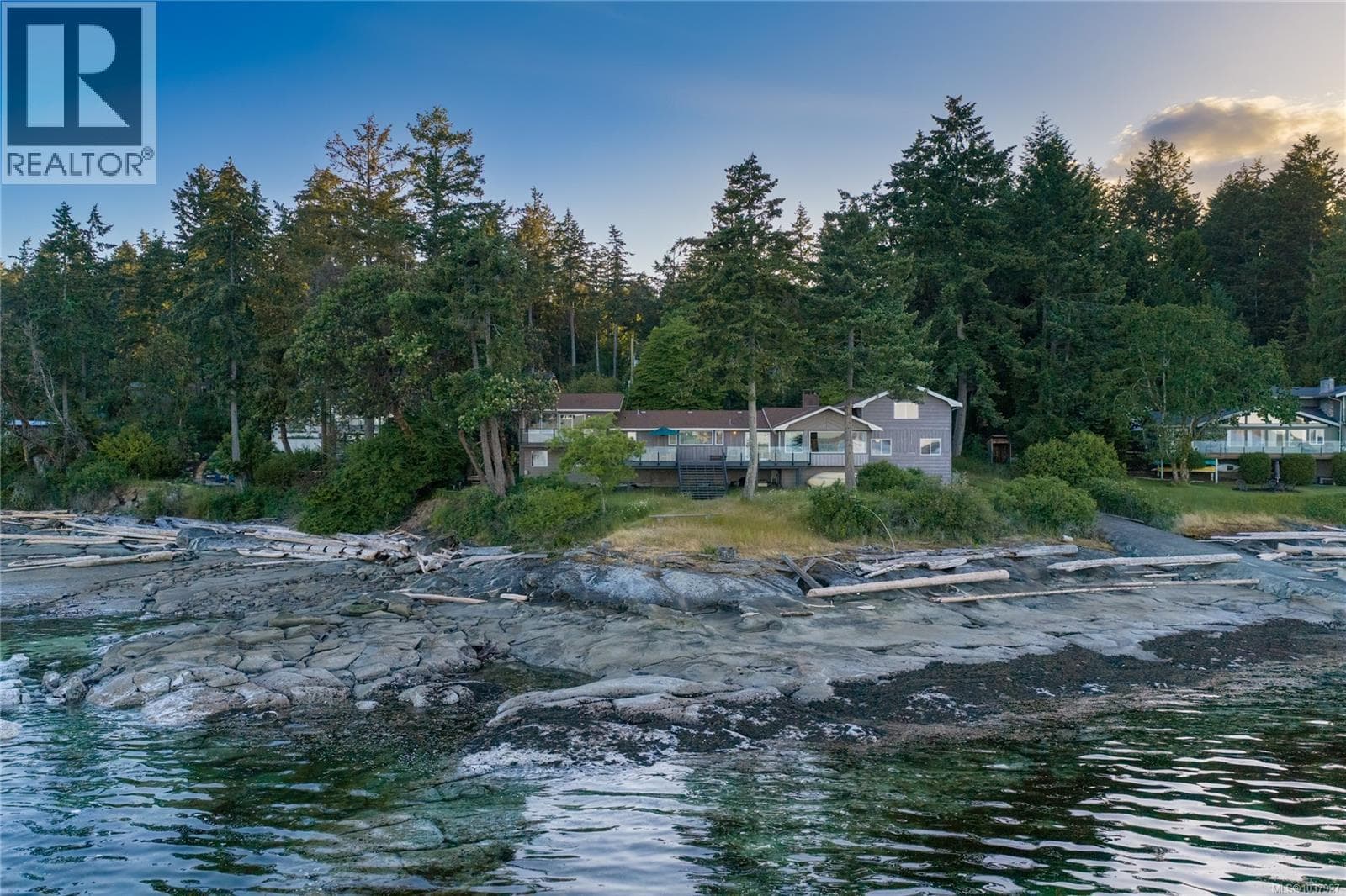 2858 Twin Oaks Dr, Vancouver Island — photo 3