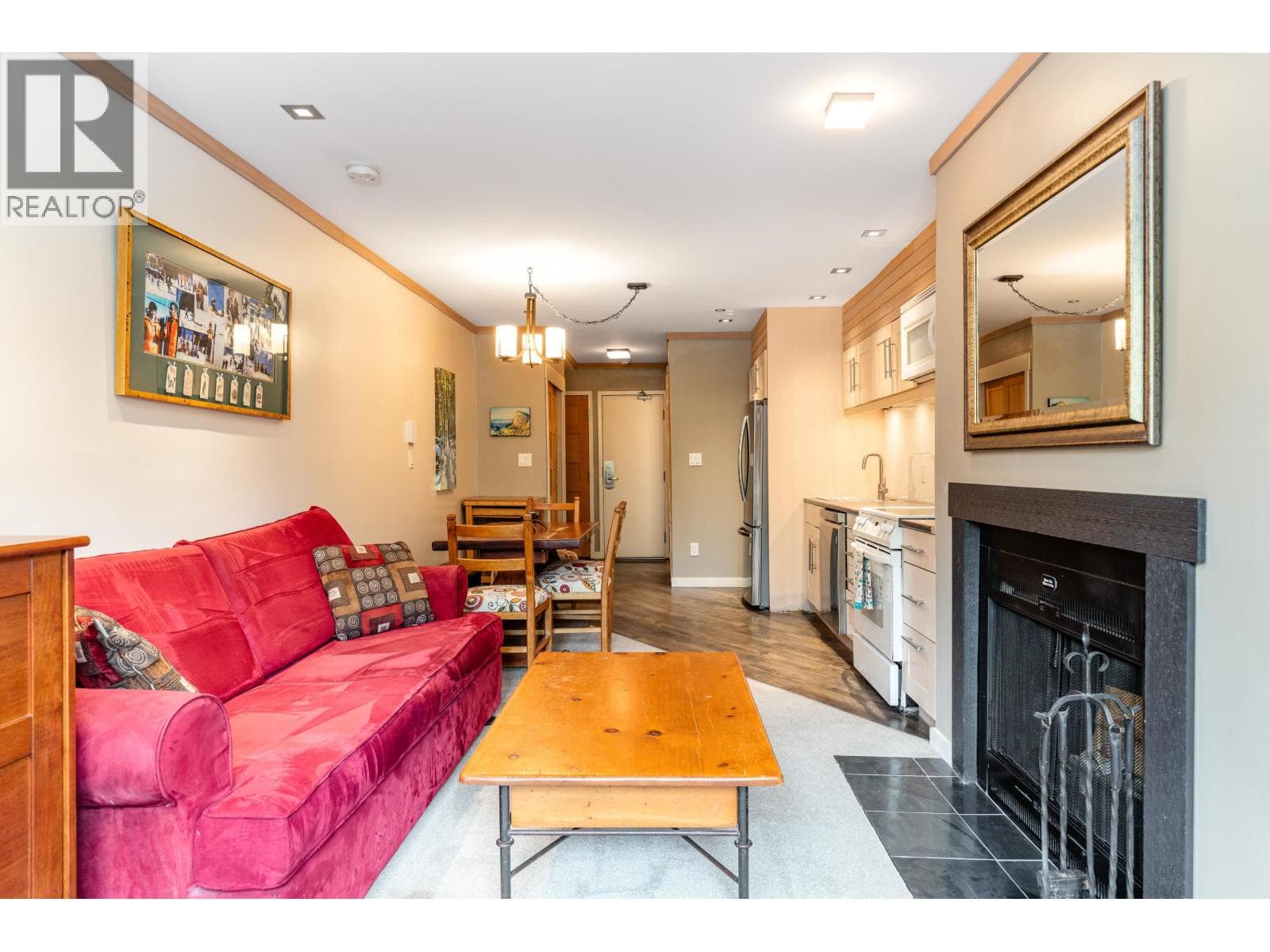 105 2021 KAREN CRESCENT, Greater Vancouver — photo 2