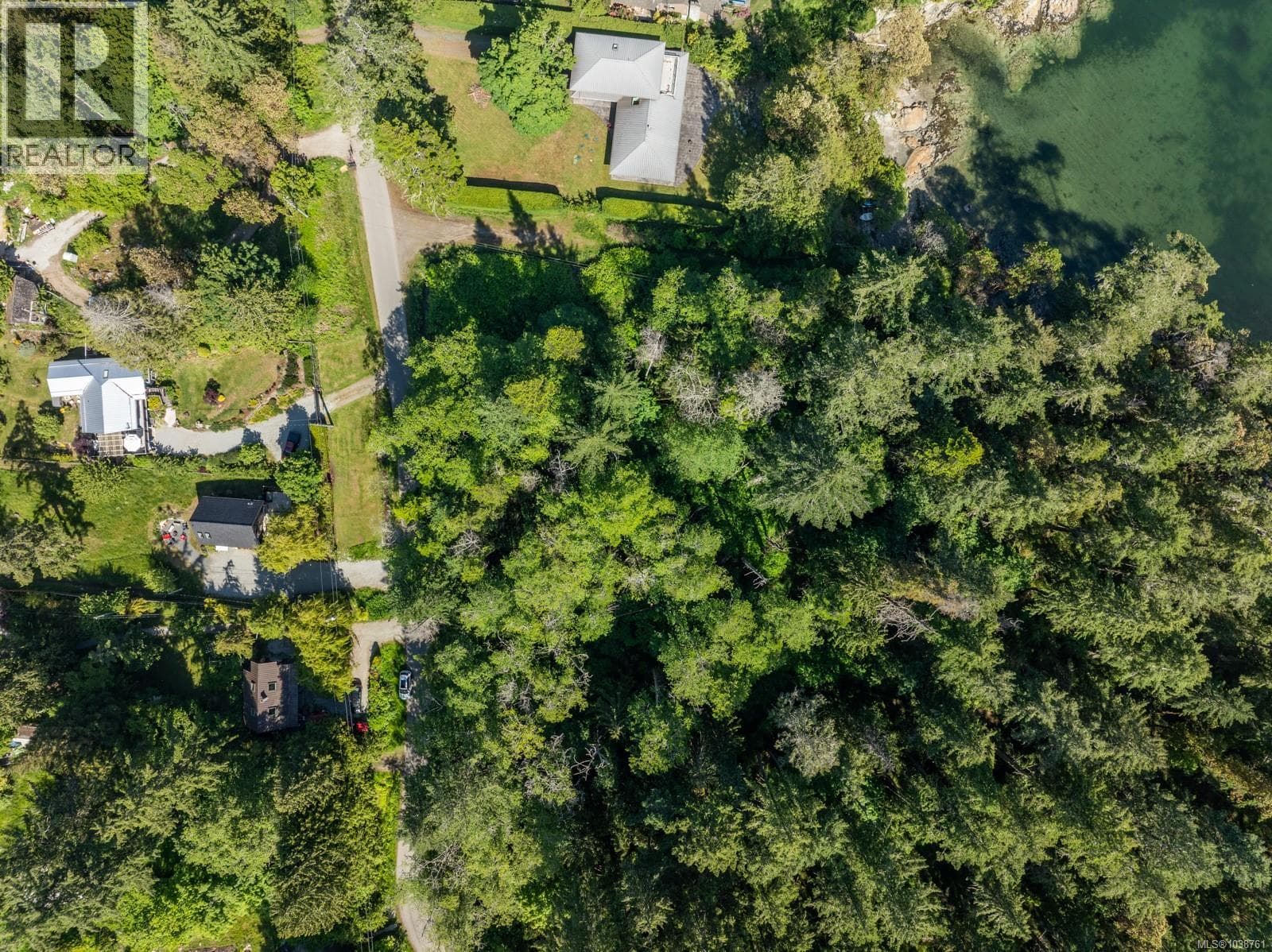 146 MENHINICK DRIVE, Victoria — photo 4