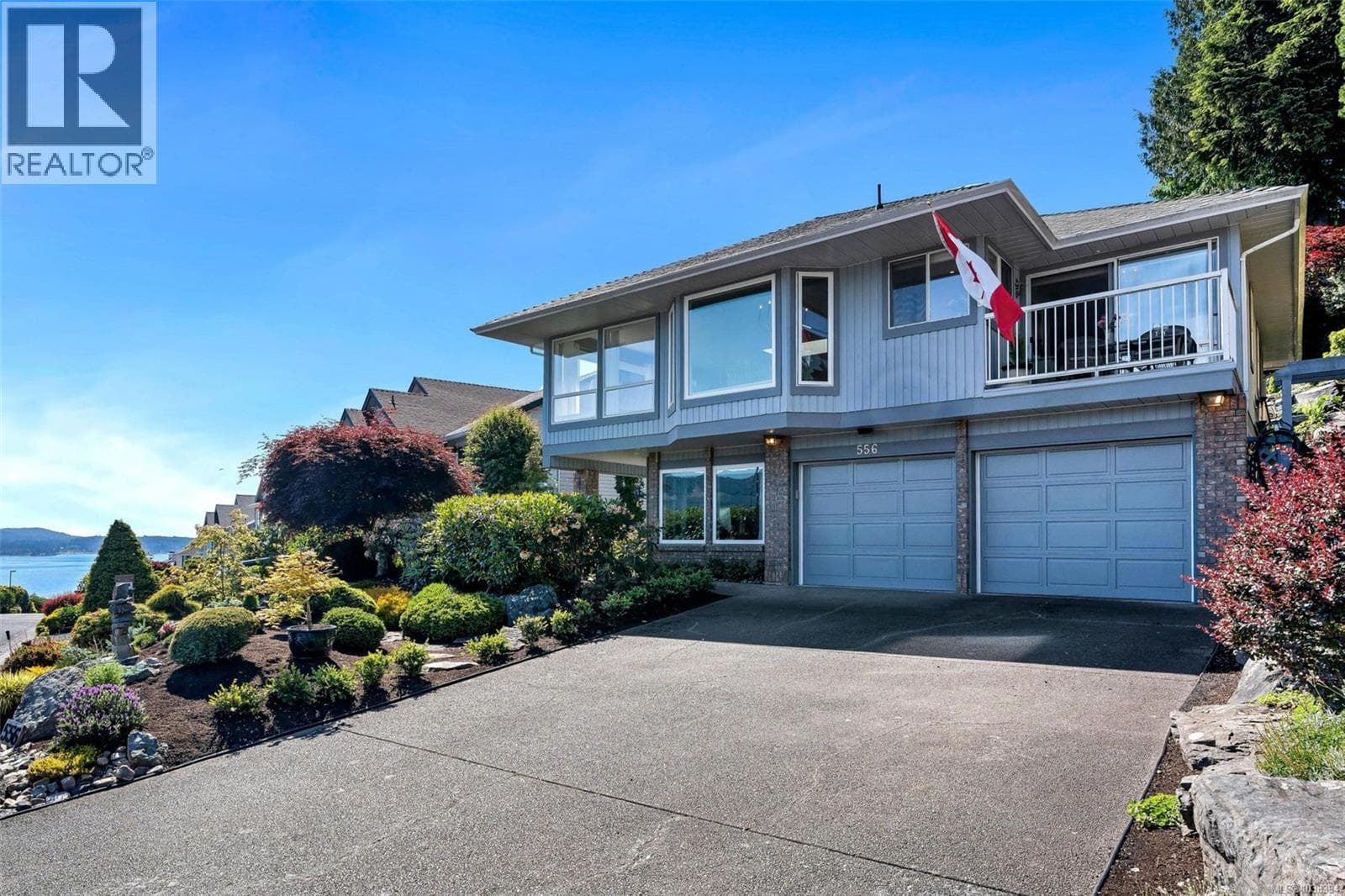 556 Marine View, Vancouver Island