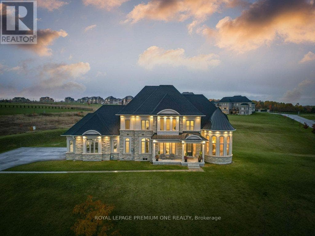 79 AMOS DRIVE in 