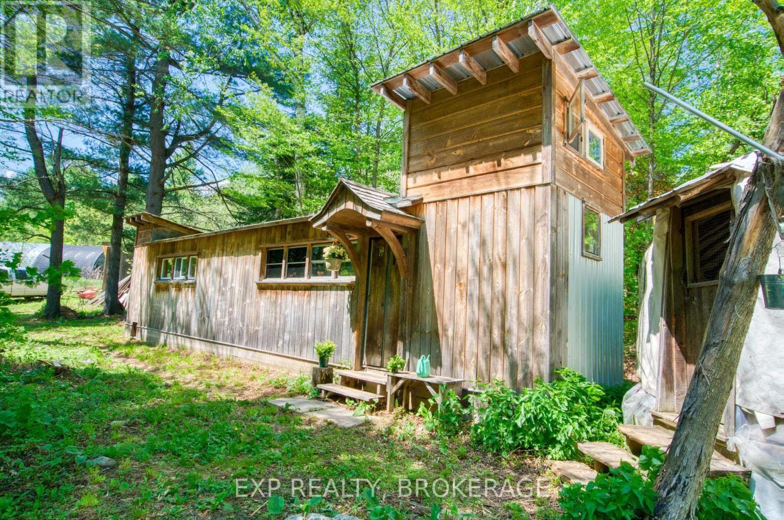 1563 CLARENDON ROAD in 
