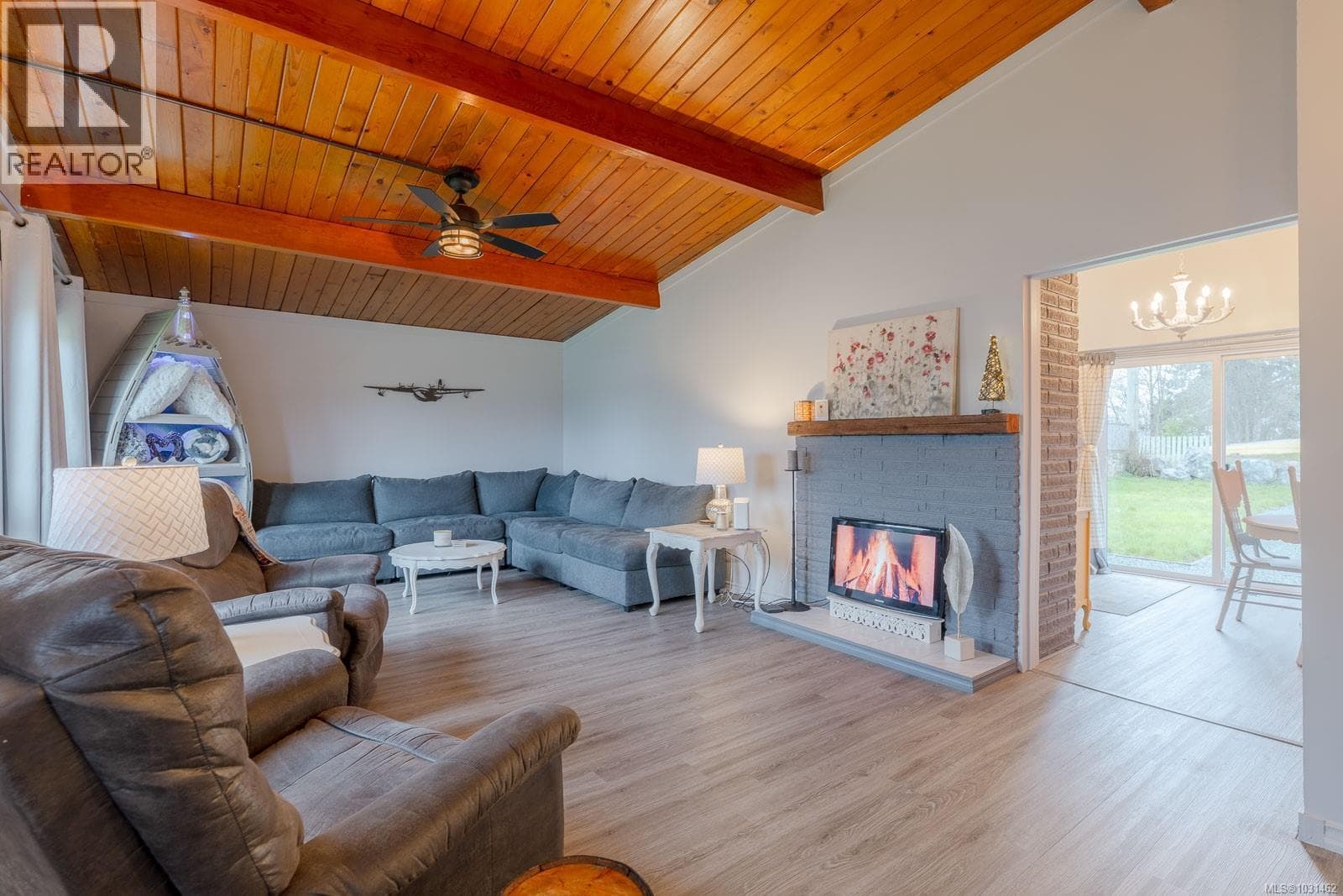 5032 Cherry Creek Rd, Vancouver Island — photo 3