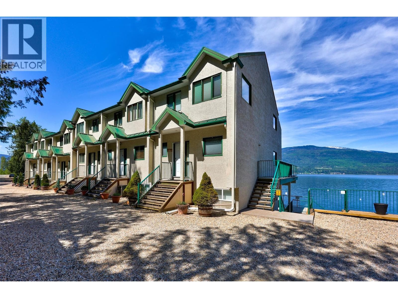 3935 EAGLE BAIE ROAD UNIT 7B, Interior REALTORS® — photo 4