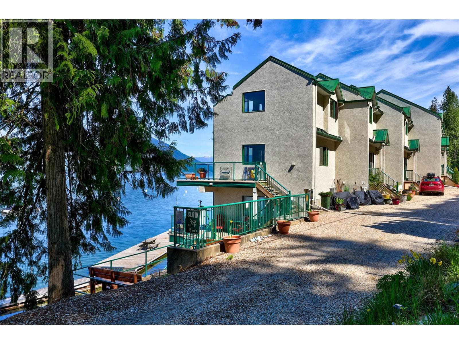 3935 EAGLE BAIE ROAD UNIT 7B, Interior REALTORS® — photo 3