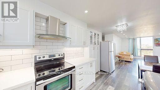 806 - 4673 JANE STREET, Toronto — photo 4