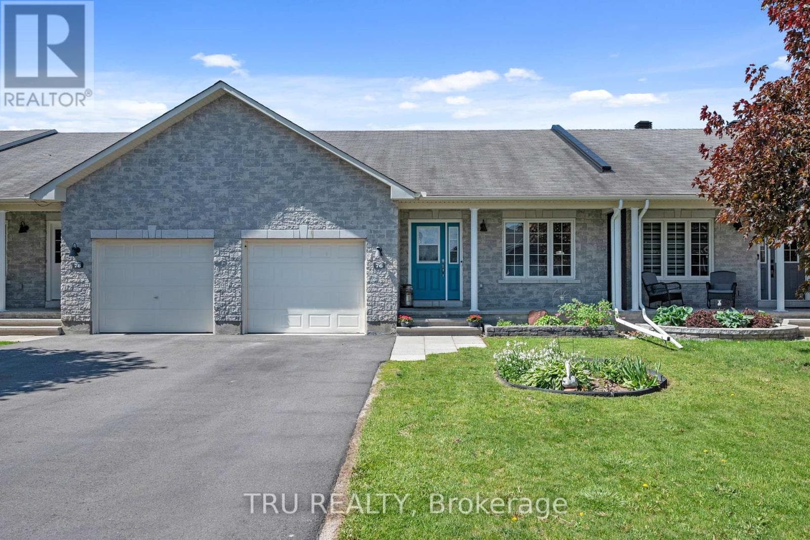 76 JOHANNA STREET, Ottawa — photo 2