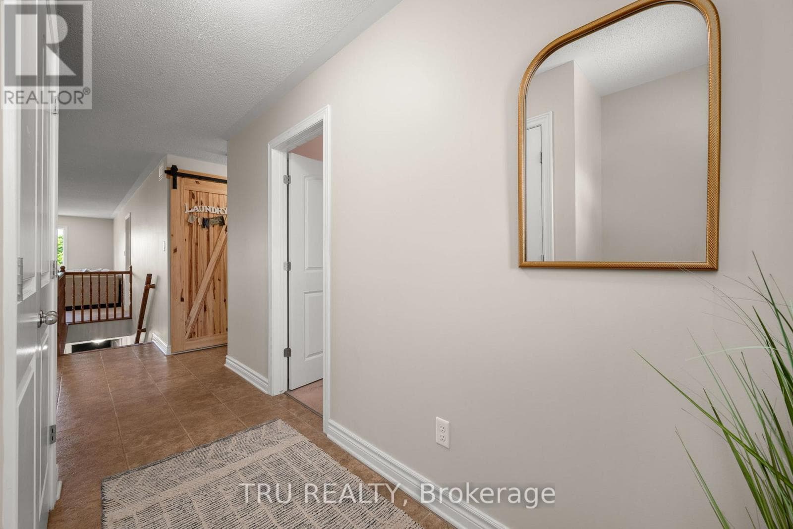 76 JOHANNA STREET, Ottawa — photo 5