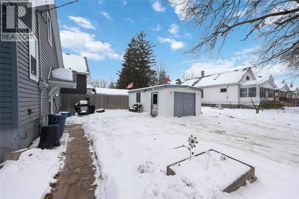 463 CONFEDERATION STREET, Sarnia — photo 5